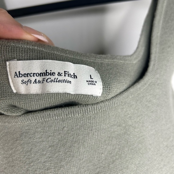 Abercrombie & Fitch Soft A&F Sage Green Square Neck Tank Top L - Picture 2 of 4